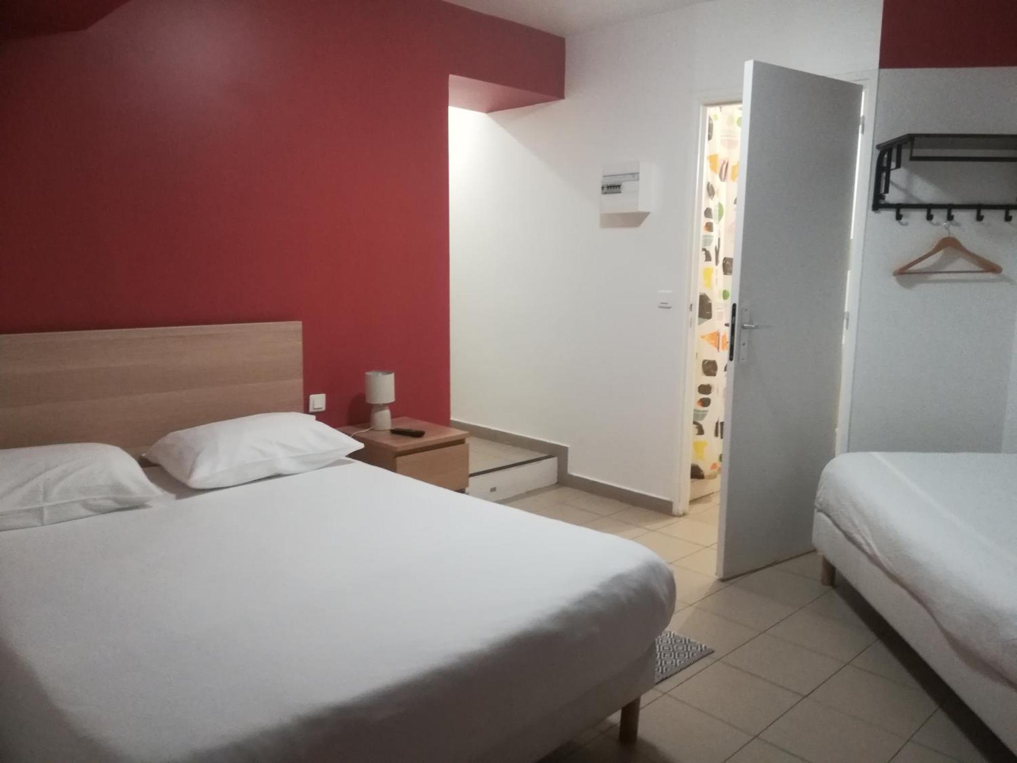 Hotel Vauban Livry-Gargan Exterior photo